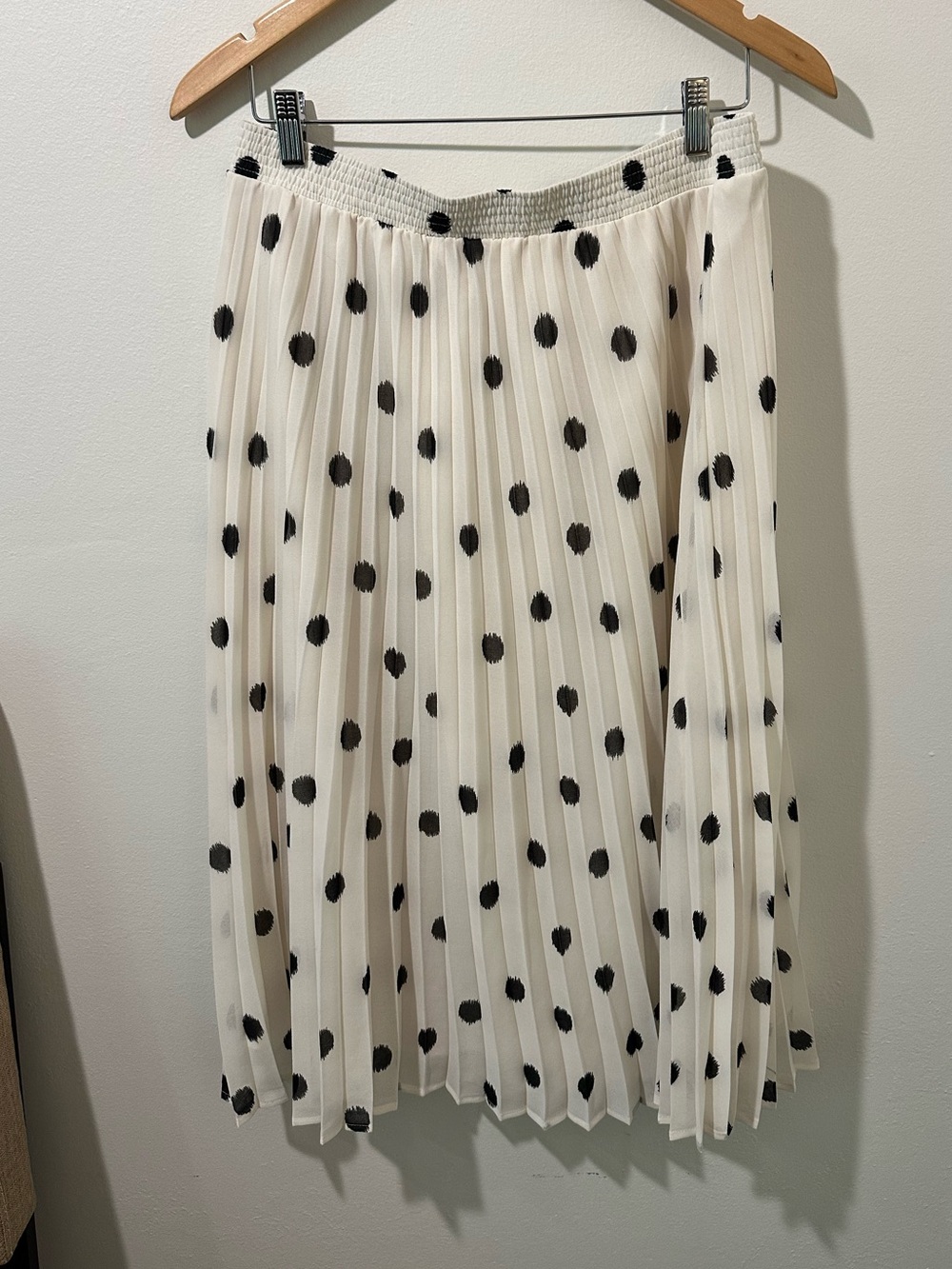 a new day White Pleated Midi Skirt with Black Polka Dots